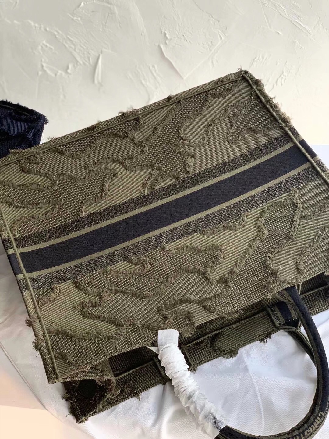 Dior Book Tote Bag In Green Camouflage Embroidered Canvas 473