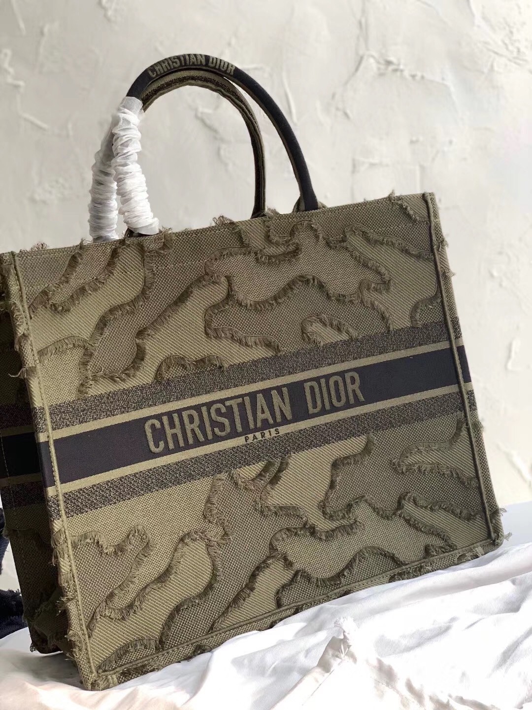 Dior Book Tote Bag In Green Camouflage Embroidered Canvas 473