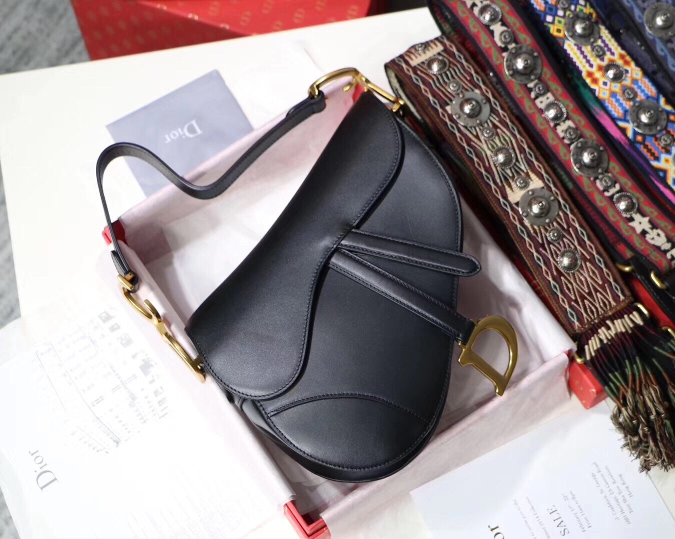 Dior Saddle Bag In Black Calfskin 700