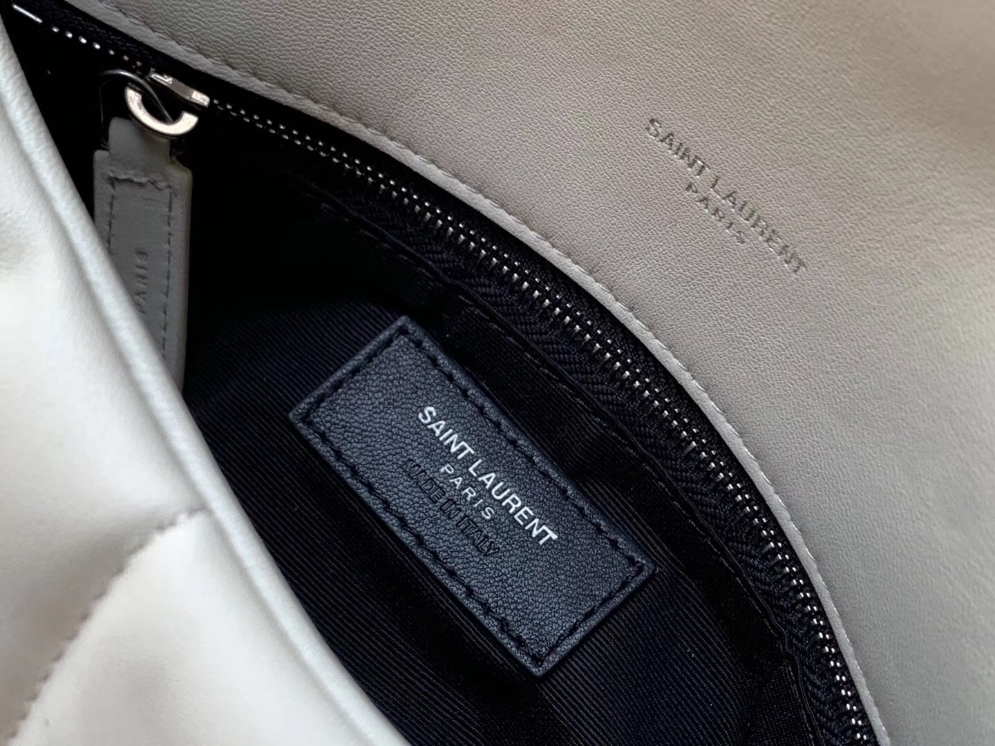 Saint Laurent Loulou Puffer Small Bag In White Lambskin 198