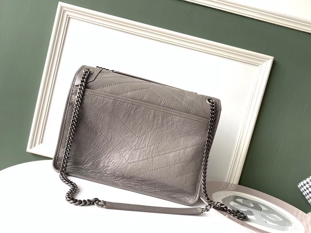 Saint Laurent Large Niki Chain Bag In Grey Crinkled Leather 068