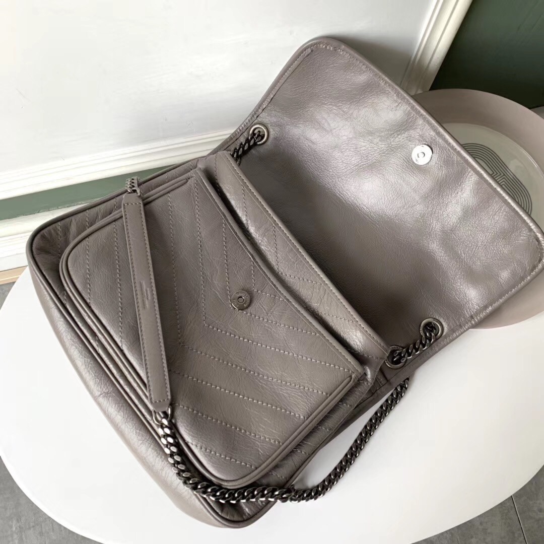 Saint Laurent Large Niki Chain Bag In Grey Crinkled Leather 068