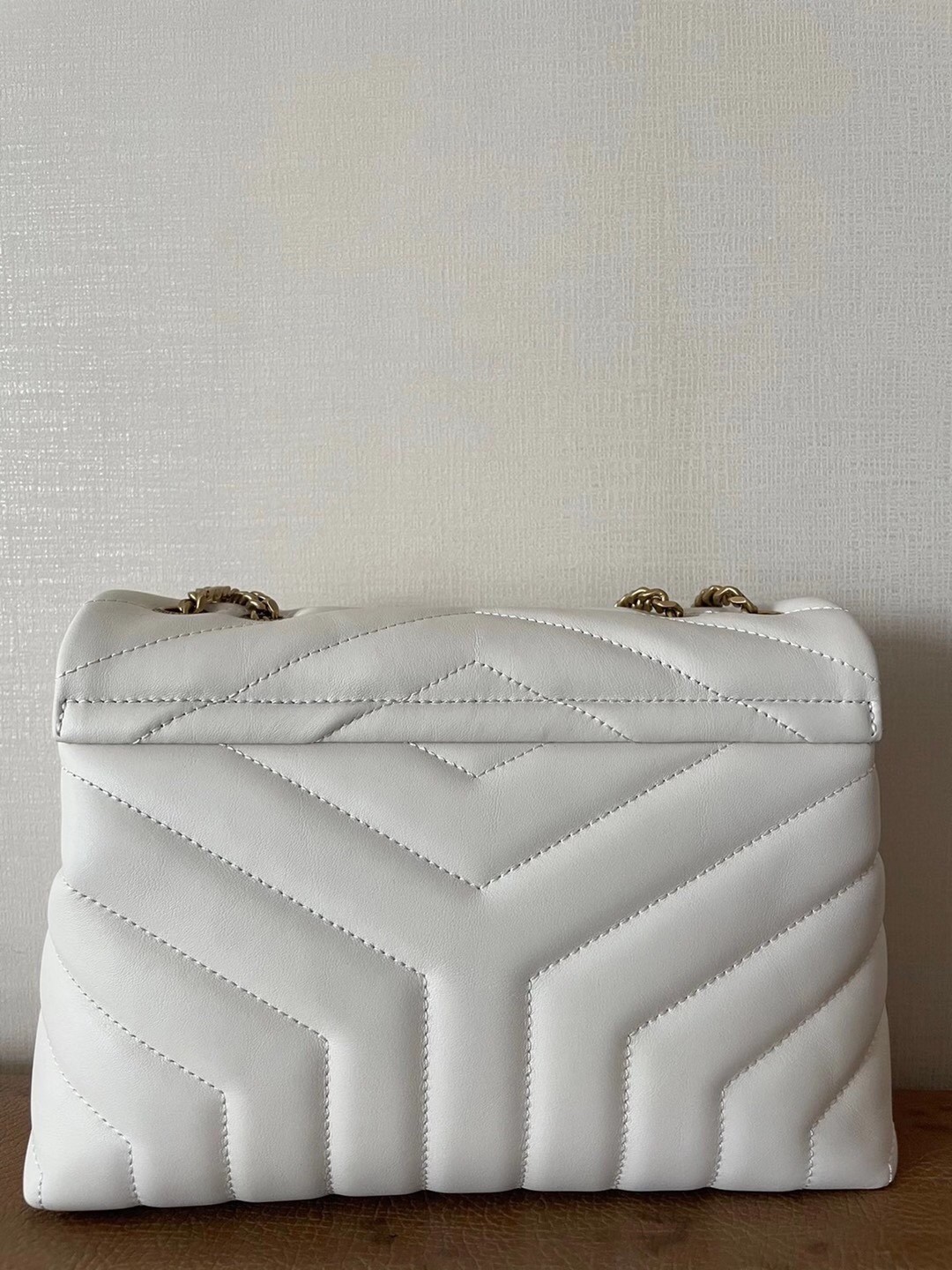 Saint Laurent Loulou Small Bag In White Matelasse Leather 903