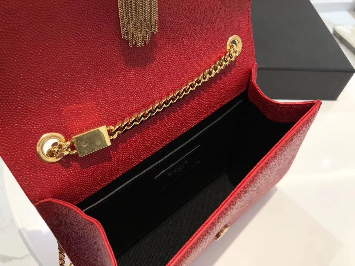 Saint Laurent Small Kate Tassel Bag In Red Grained Leather 691