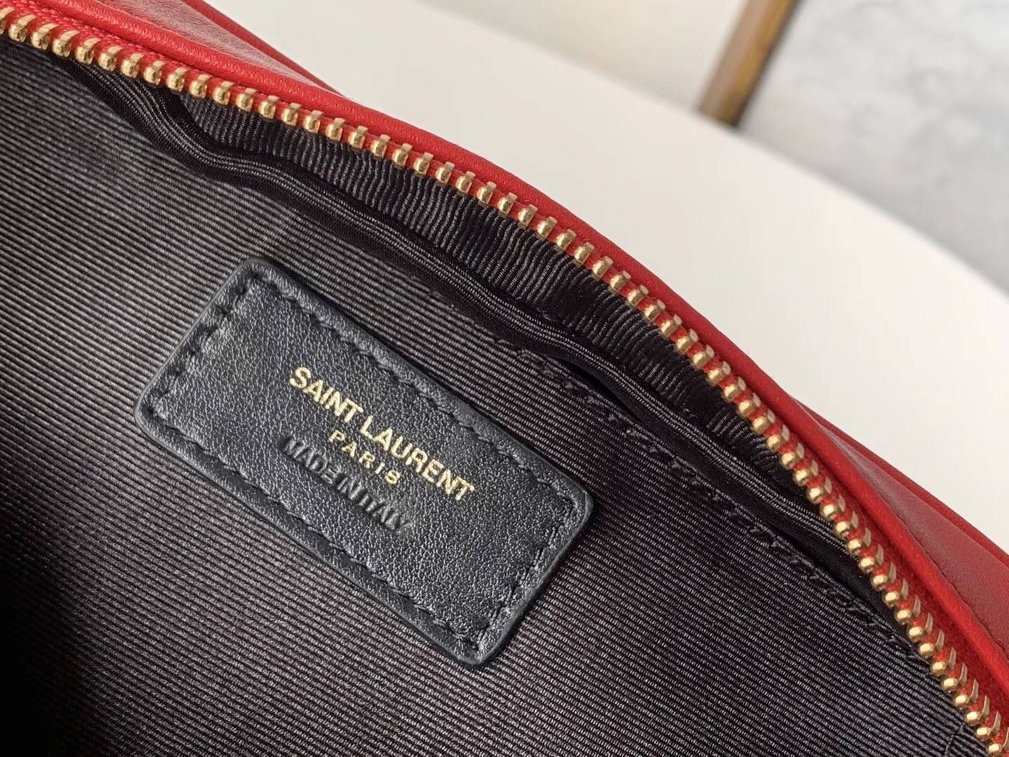 Saint Laurent Lou Camera Bag In Red Leather 548