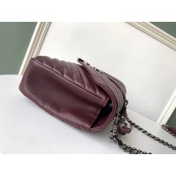 Saint Laurent College Medium Bag In Burgundy Matelasse Leather 796