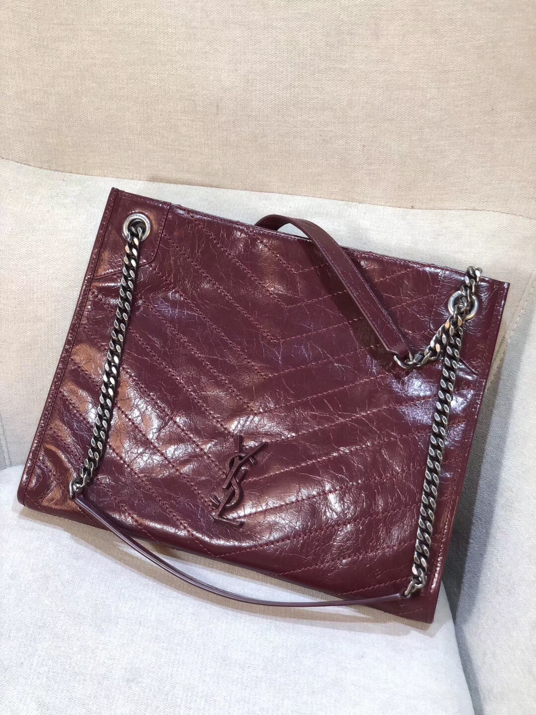 Saint Laurent Medium Niki Shopping Bag In Bordeaux Leather  923