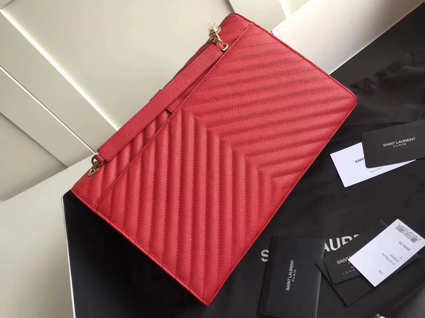 Saint Laurent Envelope Large Bag In Red Quilted Leather 586