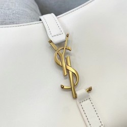 Saint Laurent Le 5 À 7 Hobo Bag In White Leather 569