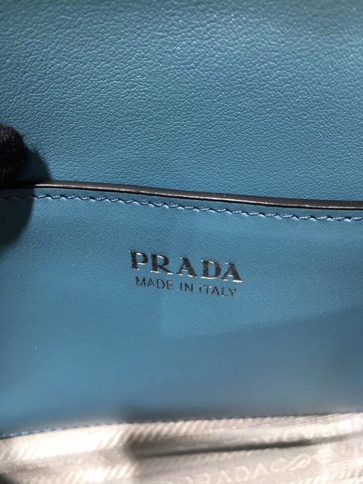 Prada Monochrome Flap Bag In Blue Saffiano Leather 714