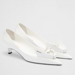 Prada Pumps 45mm in White Leather with Floral Appliques 657