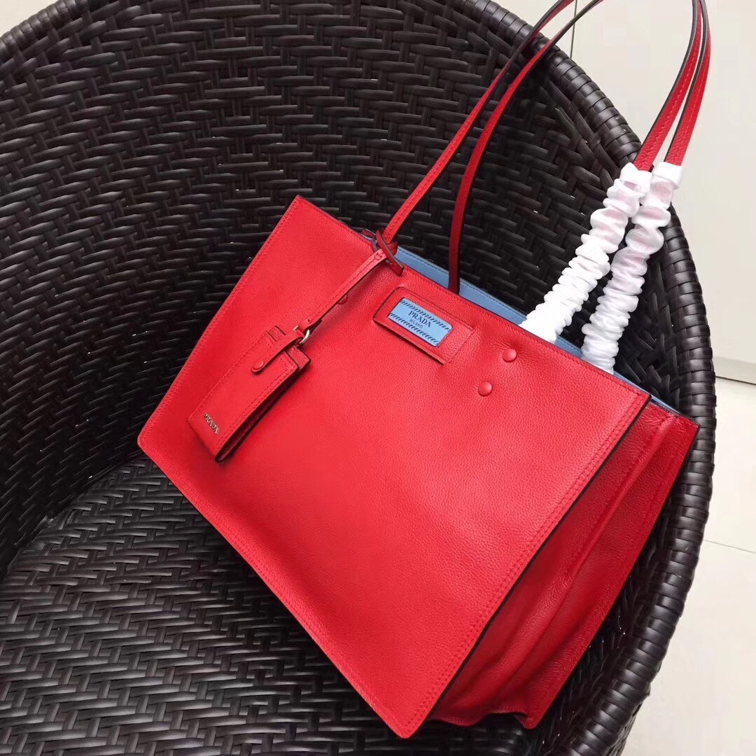 Prada Etiquette Tote Bag In Red Calf Leather 499