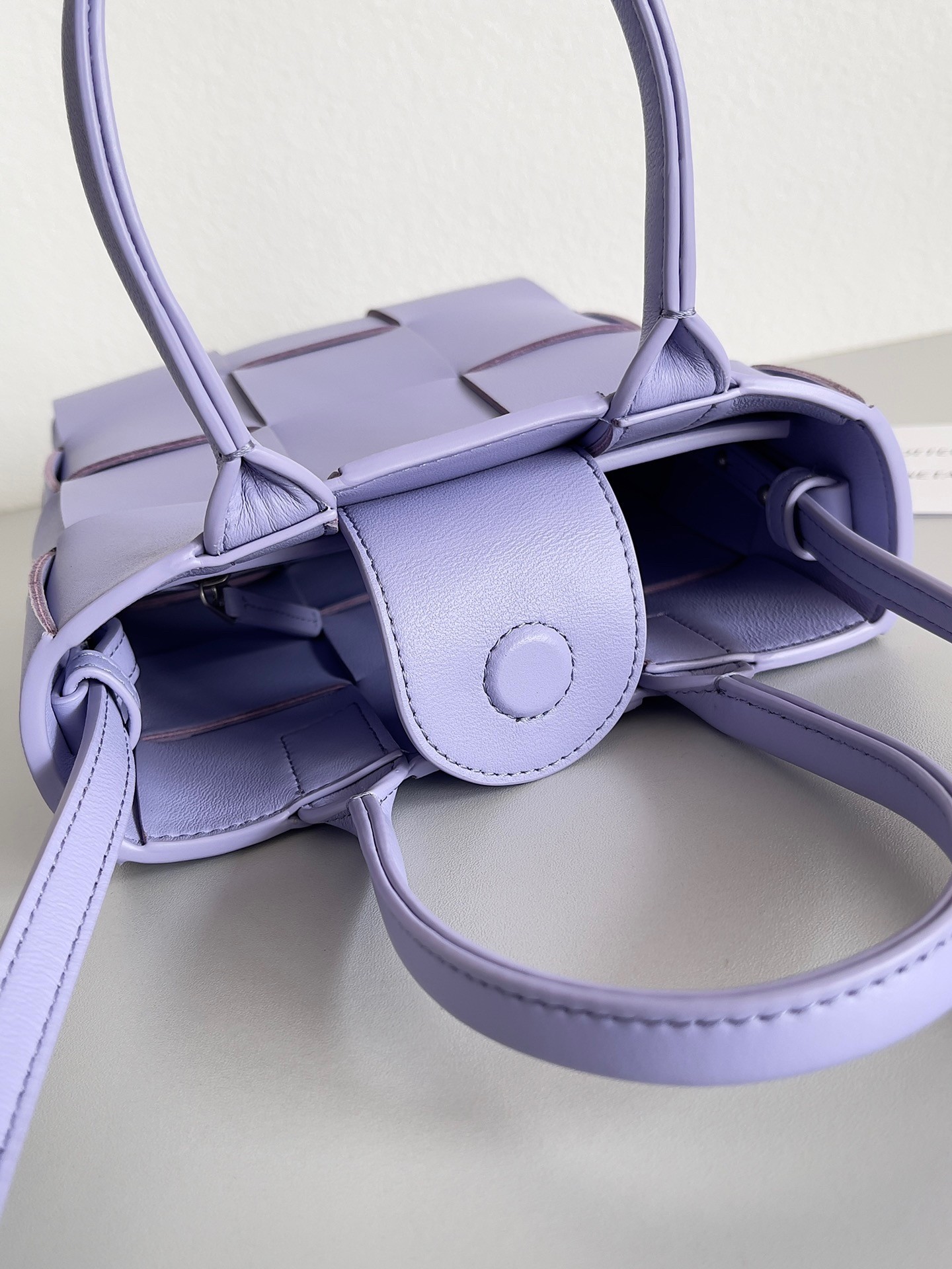 Bottega Veneta Mini Cassette Tote Bag In Wisteria Lambskin 981