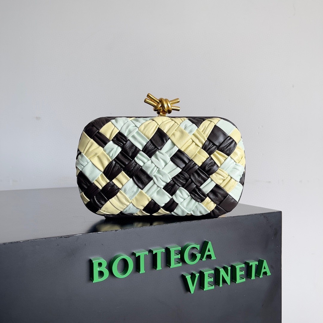 Bottega Veneta Knot Minaudiere Clutch In Multicolour Intrecciato Lambskin 043