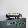 Bottega Veneta Knot Minaudiere Clutch In Multicolour Intrecciato Lambskin 043