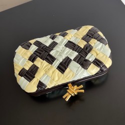 Bottega Veneta Knot Minaudiere Clutch In Multicolour Intrecciato Lambskin 043