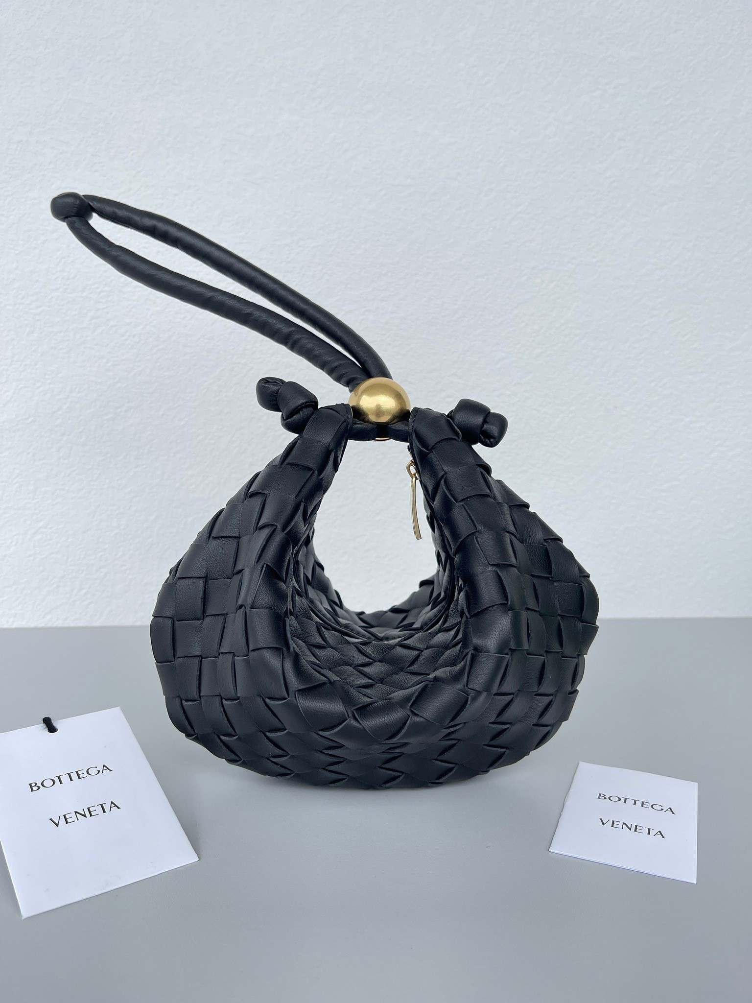 Bottega Veneta Turn Bag In Black Intrecciato Lambskin 763