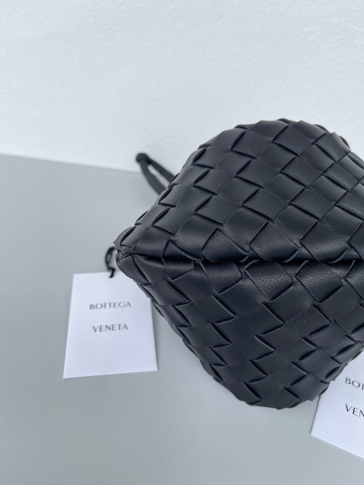 Bottega Veneta Turn Bag In Black Intrecciato Lambskin 763