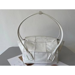 Bottega Veneta Arco Small Bag In White Intrecciato Leather 291