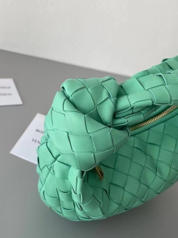 Bottega Veneta BV Jodie Mini Bag In Fountain Intrecciato Lambskin 240