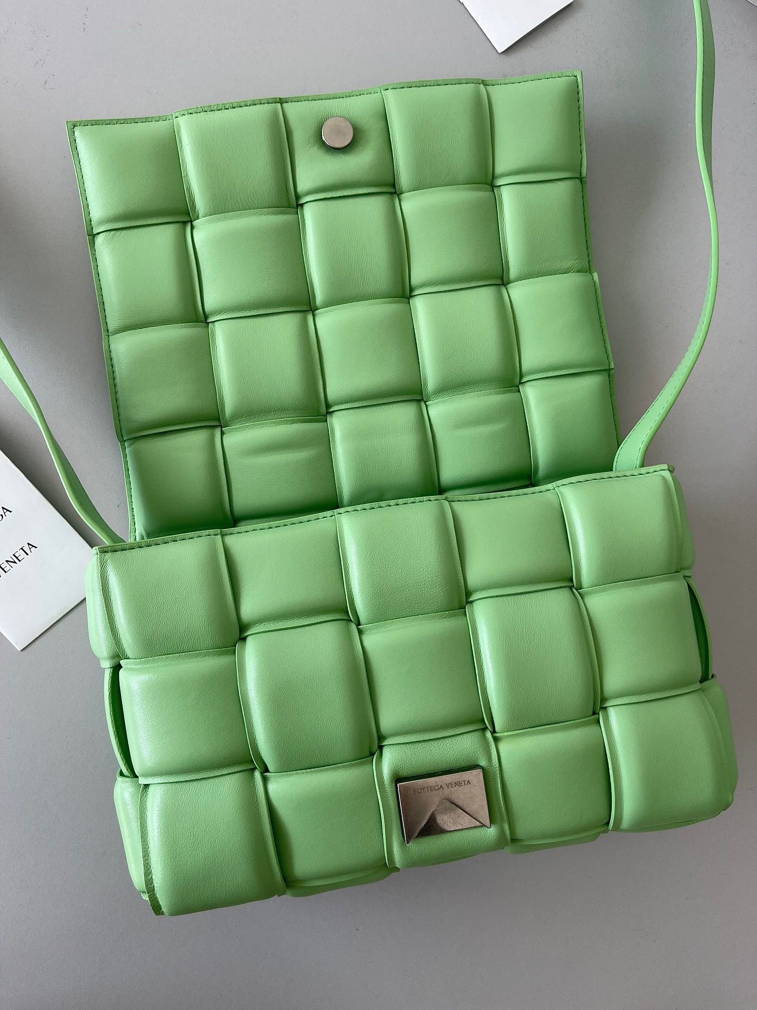 Bottega Veneta Padded Cassette Bag In Acid Green Lambskin 226