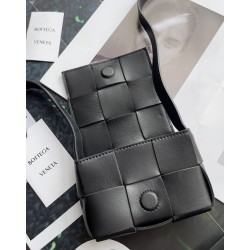 Bottega Veneta Candy Cassette Bag In Black Lambskin 724