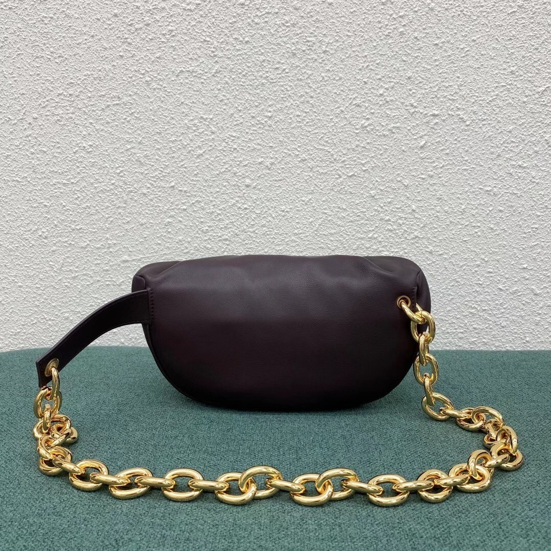 Bottega Veneta The Belt Chain Pouch In Grape Nappa Leather 847