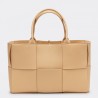 Bottega Veneta Arco Medium Tote In Beige Intrecciato Lambskin 928