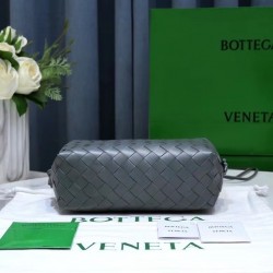 Bottega Veneta Small Loop Bag In Thunder Intrecciato Lambskin 871