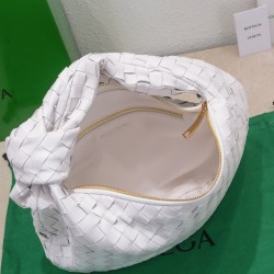 Bottega Veneta BV Jodie Teen Bag In White Intrecciato Leather 501