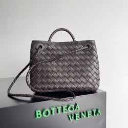 Bottega Veneta Small Andiamo Bag In Fondant Intrecciato Lambskin 975