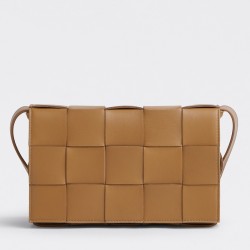 Bottega Veneta Cassett Bag In Caramel Intrecciato Lambskin 044