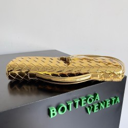 Bottega Veneta Andiamo Clutch with Handle in Gold Metallic Leather 606