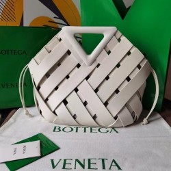 Bottega Veneta Medium Point Bag In White Intrecciato Leather 028