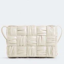 Bottega Veneta Cassette Bag In White Foulard Intreccio Leather 076