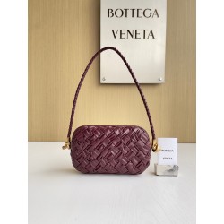 Bottega Veneta Knot Minaudiere On Strap In Barolo Foulard Intreccio Leather 541