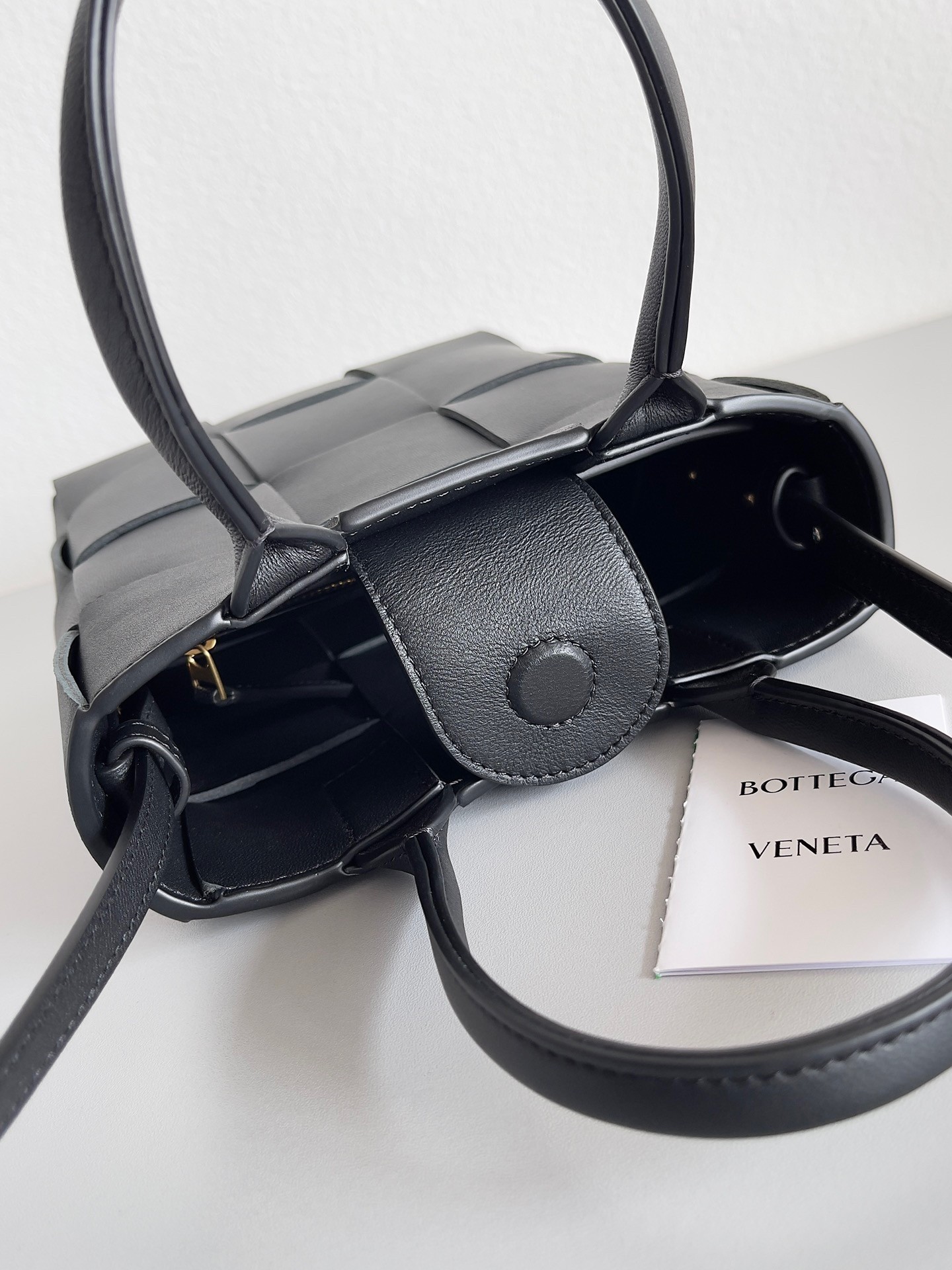 Bottega Veneta Mini Cassette Tote Bag In Black Lambskin 298