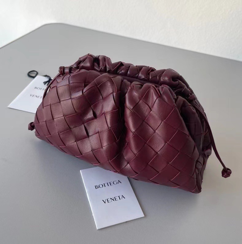 Bottega Veneta Mini Pouch In Grape Intrecciato Lambskin 431