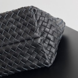 Bottega Veneta Mini Cabat Bag In Black Intrecciato Lambskin 088