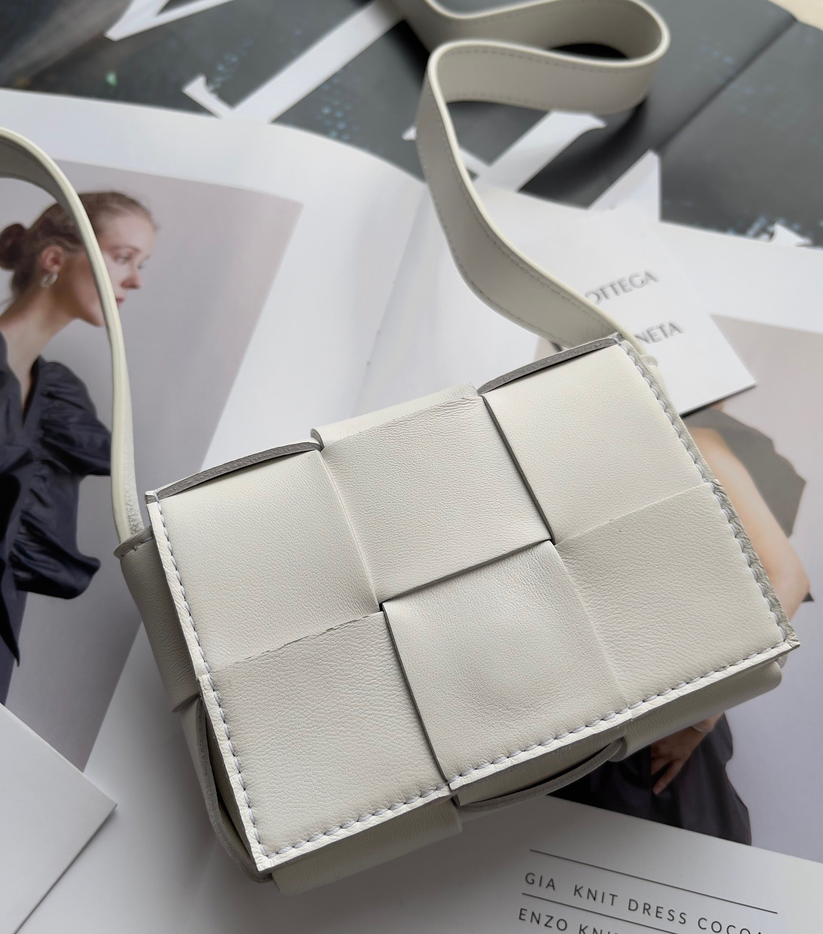 Bottega Veneta Candy Cassette Bag In White Lambskin 117