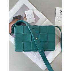 Bottega Veneta Cassett Bag In Blaster Intrecciato Lambskin 184