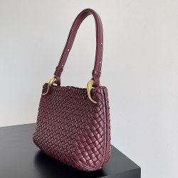 Bottega Veneta Clicker Small Bag in Bordeaux Intrecciato Lambskin 011