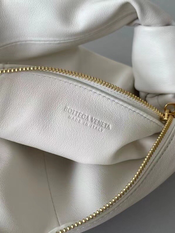 Bottega Veneta Double Knot Bag In White Calfskin 199