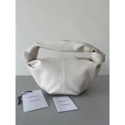 Bottega Veneta Double Knot Bag In White Calfskin 199