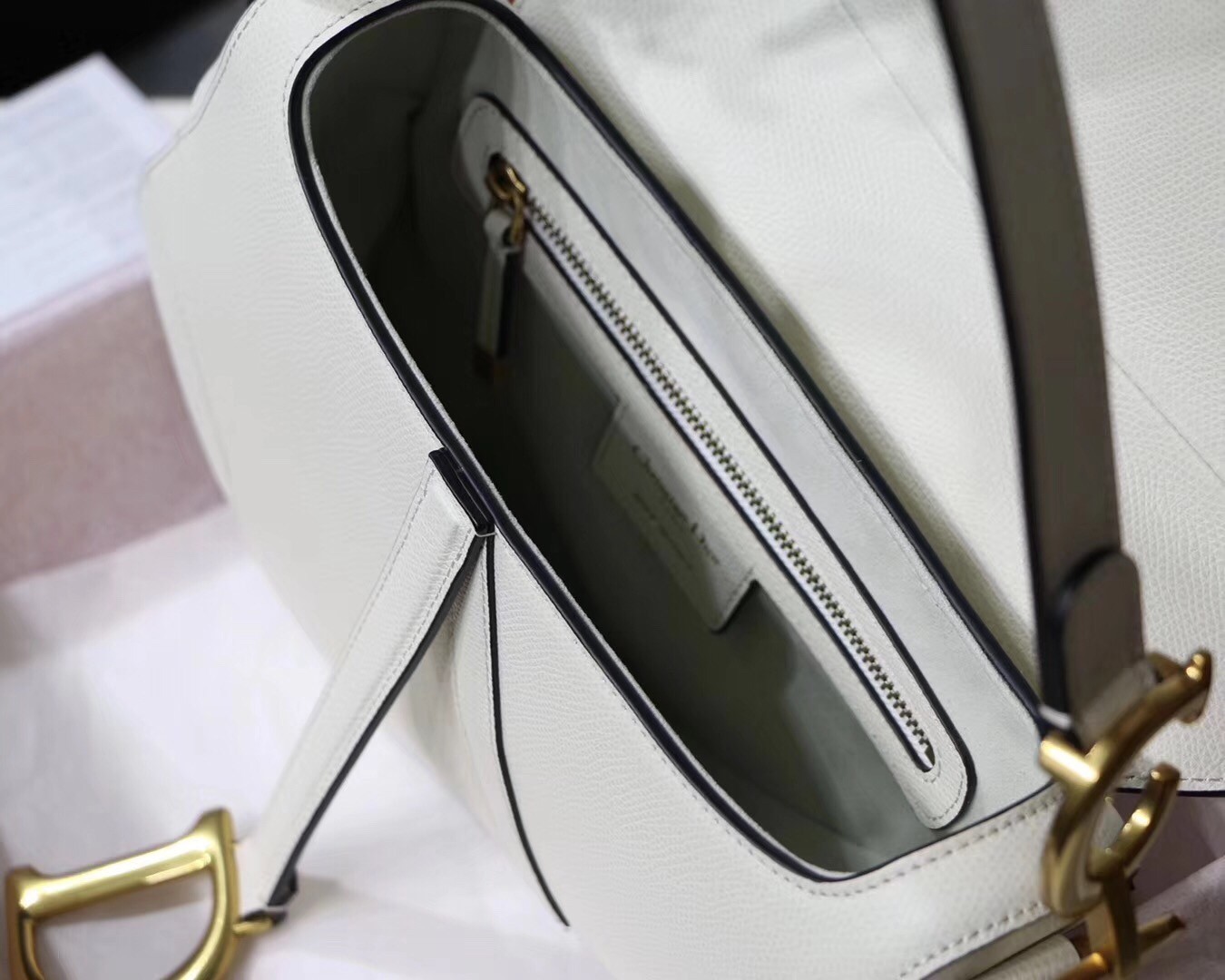 Dior Saddle Bag In White Grained Calfskin 328