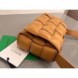 Bottega Veneta Small Padded Cassette Bag In Camel Lambskin 750