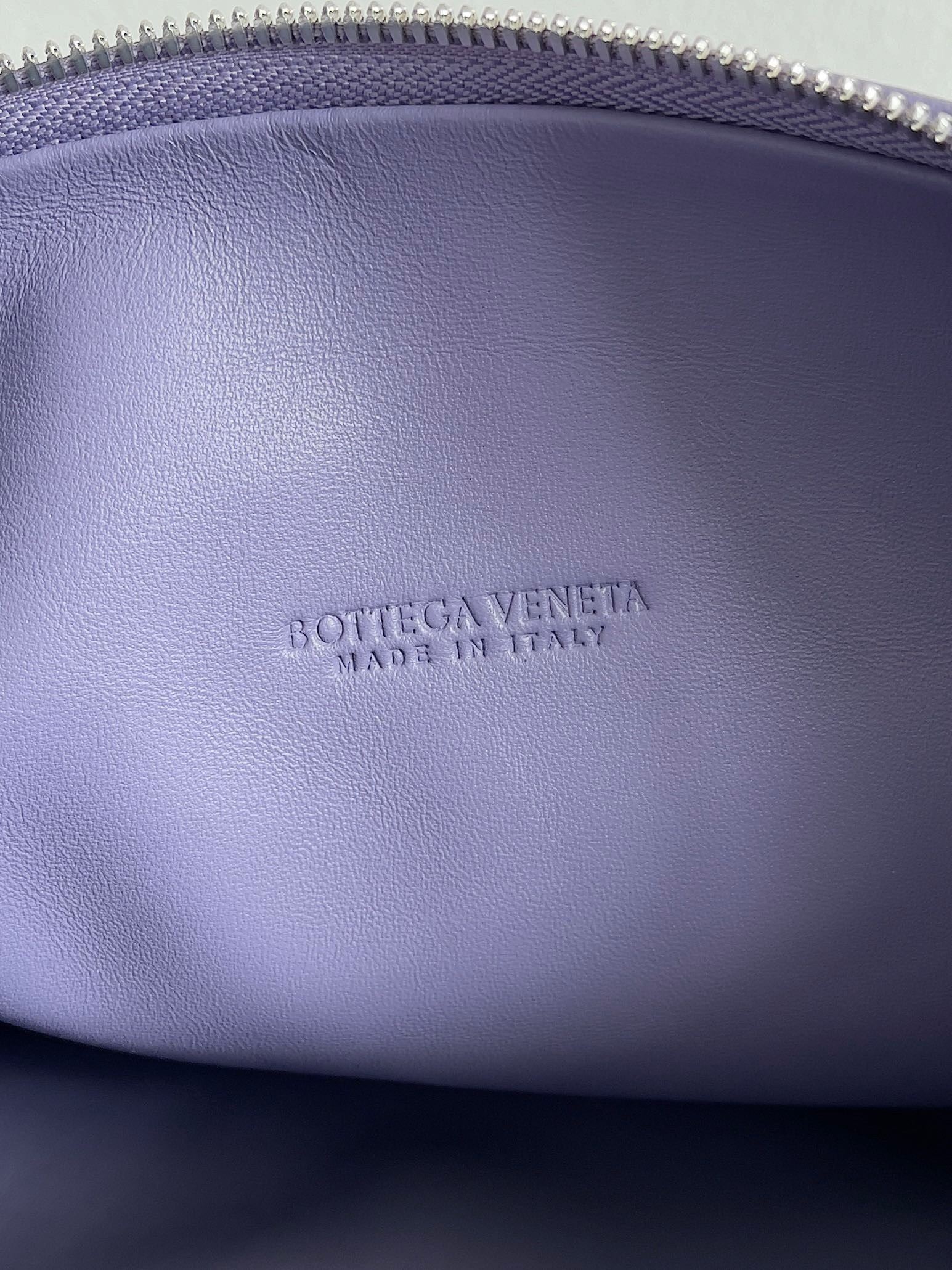 Bottega Veneta BV Jodie Teen Bag In Wisteria Intrecciato Leather 753