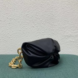 Bottega Veneta The Belt Chain Pouch In Black Nappa Leather 957