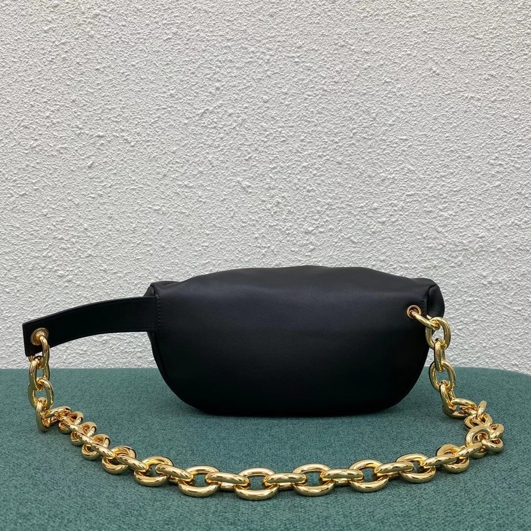 Bottega Veneta The Belt Chain Pouch In Black Nappa Leather 957