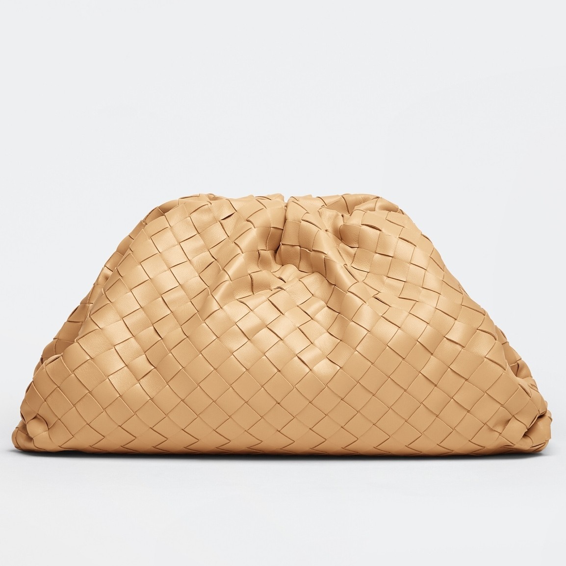 Bottega Veneta Large Pouch Clutch In Beige Intrecciato Lambskin 080